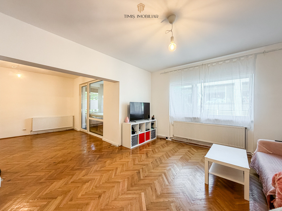 Apartament 5 camere, 125 mp – lângă Drept, Complex Studențesc