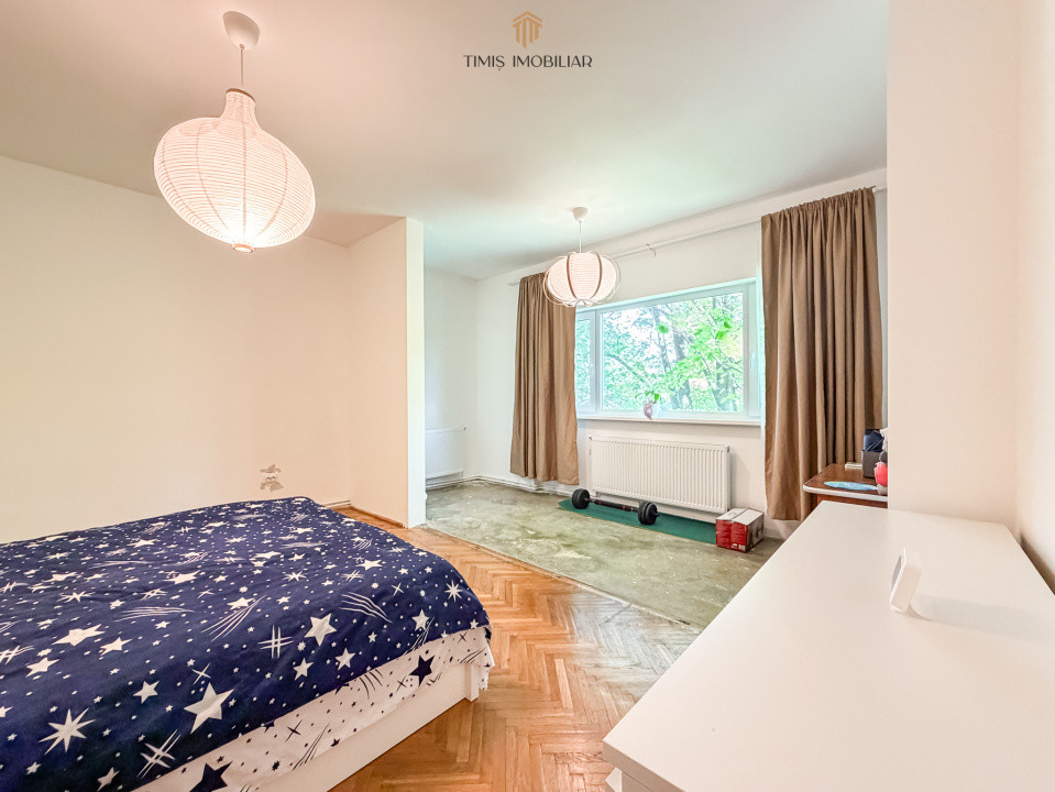 Apartament 5 camere, 125 mp – lângă Drept, Complex Studențesc