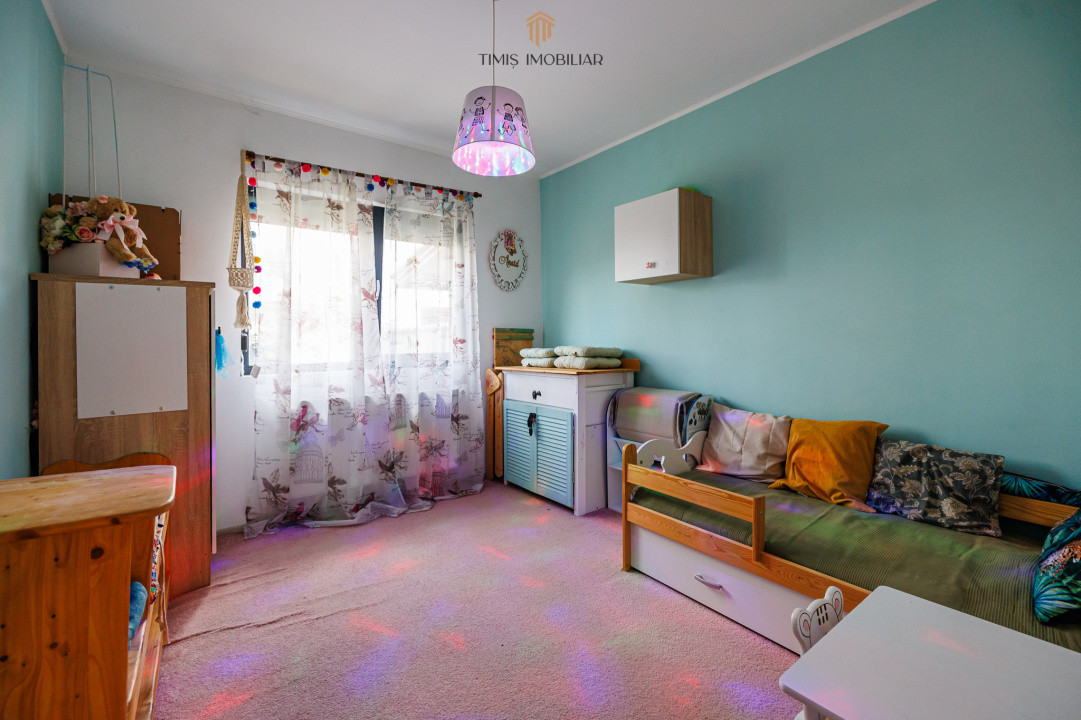 Cea mai accesibilă casă din Dumbrăvița – 3 camere, teren 293 mp