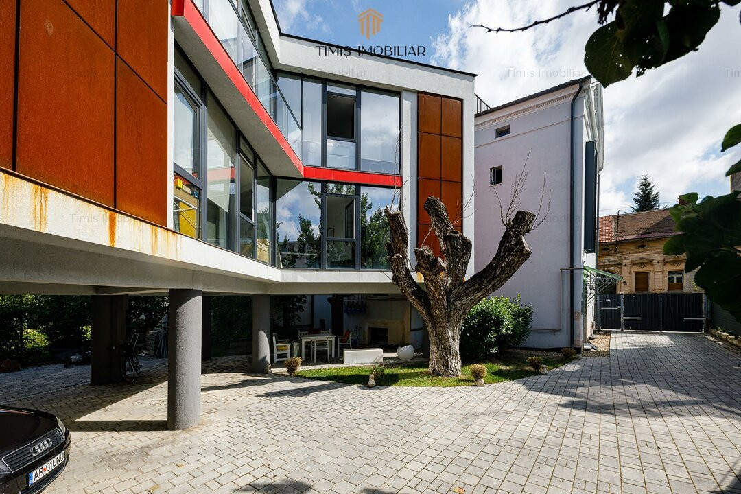 Vila impresionanta in Timisoara - Zona Balcescu | 466 mp, acces auto