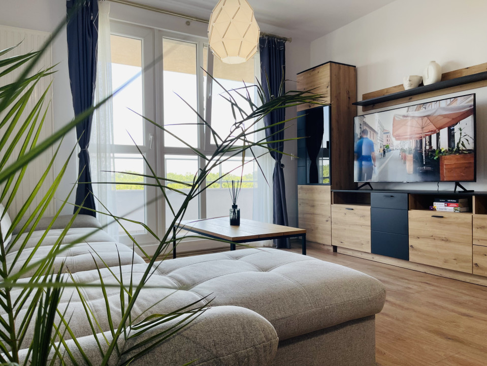 Com 0% - Apartament modern cu terasă mare și vedere WOW spre pădure!