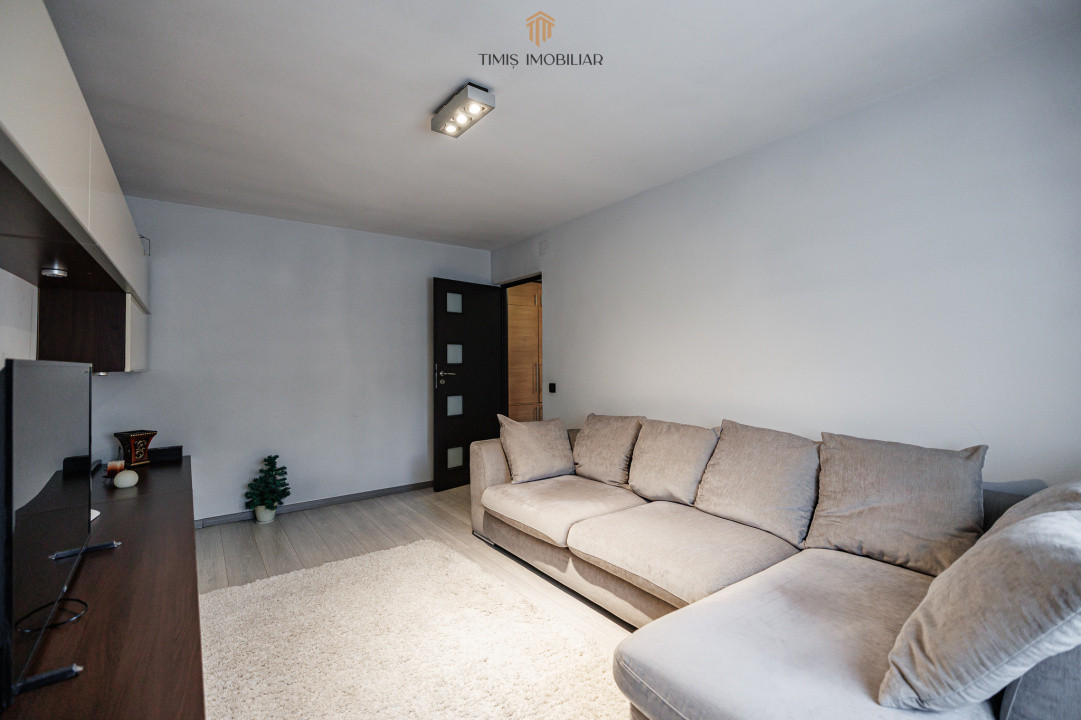 Apartament decomandat, etaj 2 – Calea Aradului, Strada Dej | Com 0%