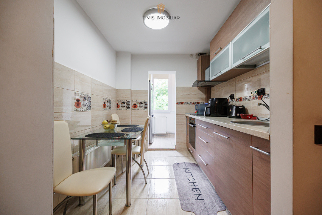 Apartament decomandat, etaj 2 – Calea Aradului, Strada Dej | Com 0%