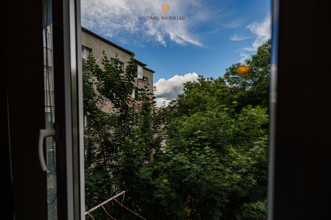 Apartament decomandat, etaj 2 – Calea Aradului, Strada Dej | Com 0%