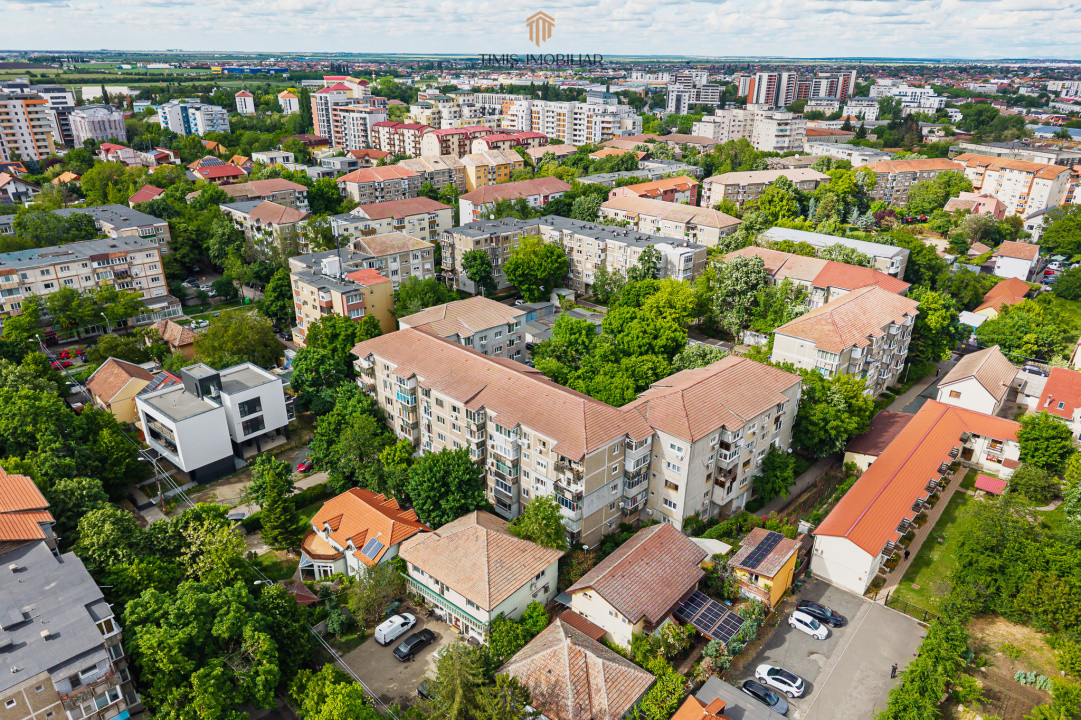Apartament decomandat, etaj 2 – Calea Aradului, Strada Dej | Com 0%