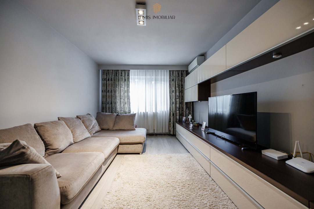 Apartament decomandat, etaj 2 – Calea Aradului, Strada Dej 