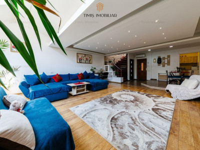 Apartament pe 2 niveluri I 3 cam & 2 băi, in P-ța Unirii  - Comision 0%