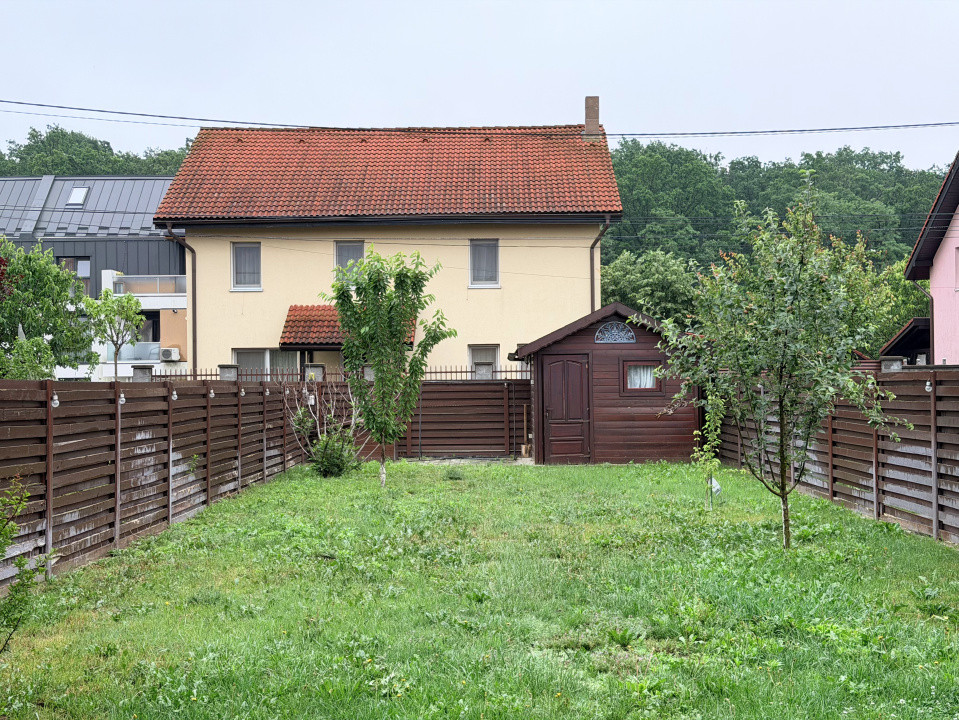 Casa premium langa Padurea Verde | 4 dormitoare, teren 400 mp | Com 0
