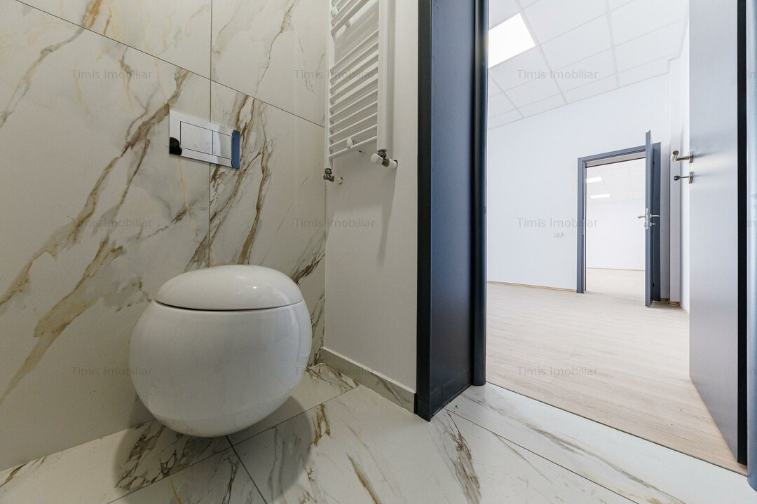 Prima inchiriere - Spatiu birouri 70 mp | Baie & Chicineta | Parcare