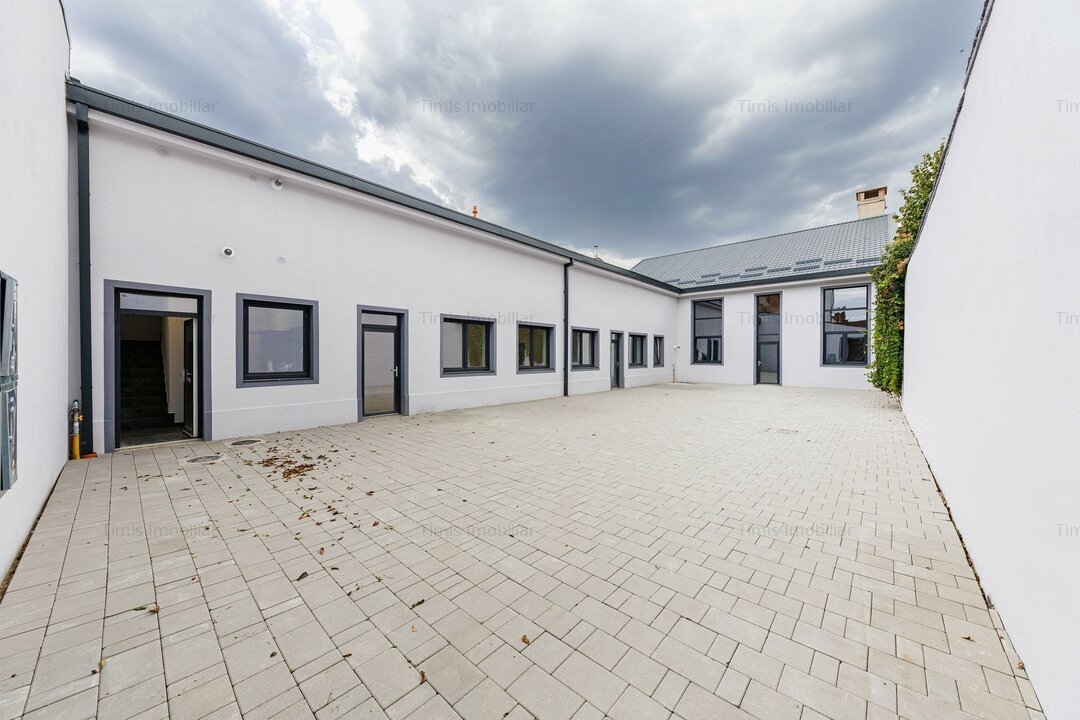 Prima inchiriere - Spatiu birouri 70 mp | Baie & Chicineta | Parcare