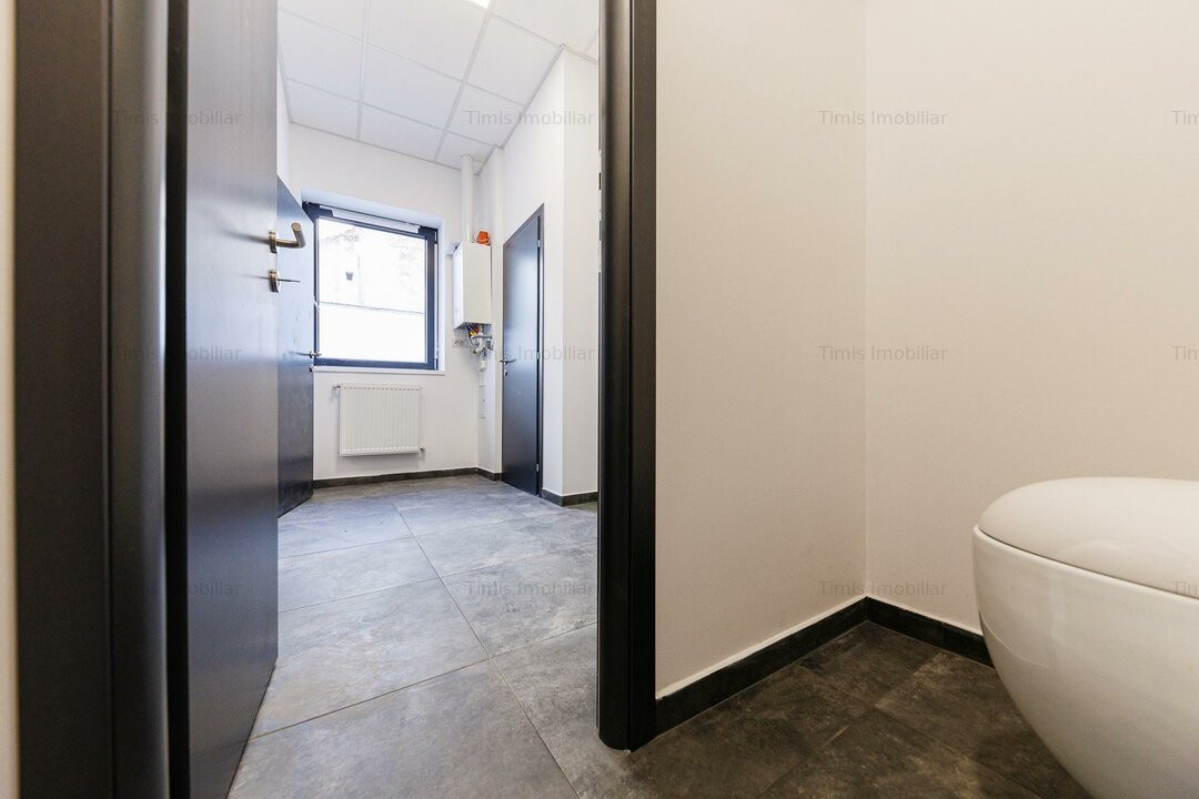 Prima inchiriere - Spatiu birouri 70 mp | Baie & Chicineta | Parcare