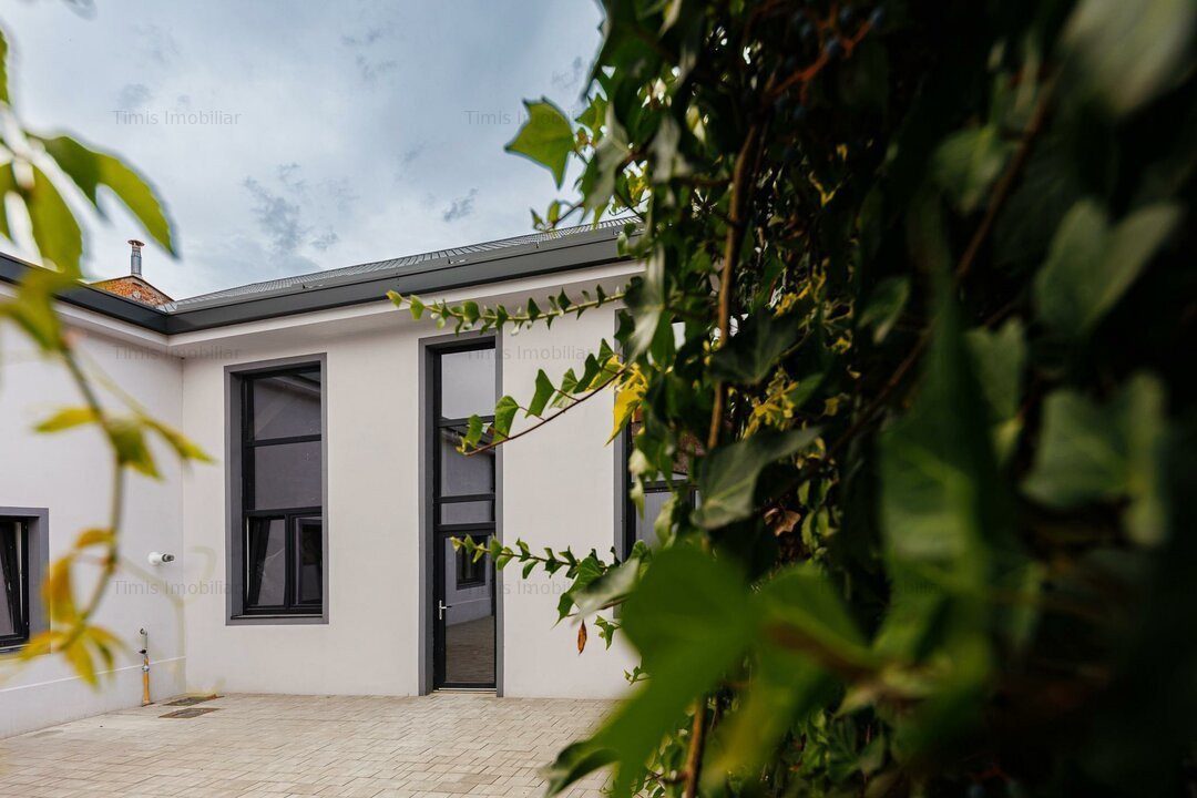 Prima inchiriere - Spatiu birouri 70 mp | Baie & Chicineta | Parcare
